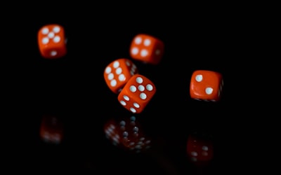Optimización de políticas relativas para orientación de grupos