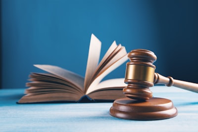 Cómo evitar que el LLM juez sea demasiado permisivo