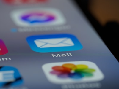 ¿Integración de correo y soporte en dispositivos móviles?