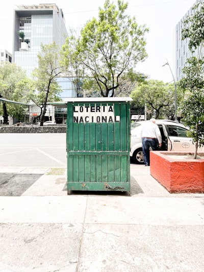En la prevención del lavado de dinero en México.