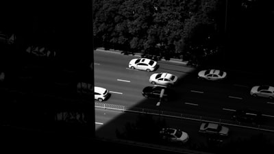 Generación de videos realistas de conducción segura con LLM