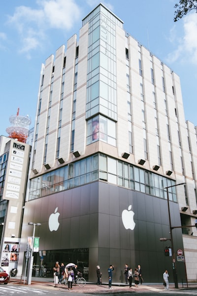 Creación de voces de alta calidad con VoiceDesign en el chip Apple Silicon M3