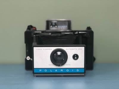 Cómo usar Gemini 3 para crear una cámara retro