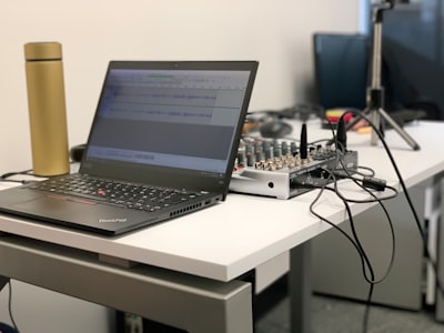 Informe técnico UI-Venus-1.5