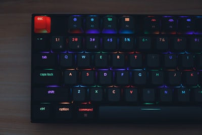 Ahorra $300 en esta laptop gaming con RTX 5060 y Ryzen 7