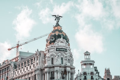 Automatización del proceso de adquisiciones en Madrid