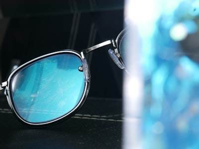 Comparativa: Samsung vs Meta en Gafas Inteligentes de Realidad Aumentada - ¿Qué esto significa para el futuro del cálculo portátil?