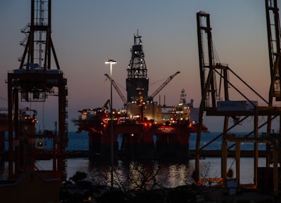 Estrategias para pequeñas empresas ante el auge petrolero