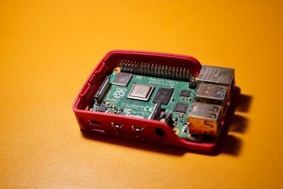 Integración de Datapizza-AI en PHP en Raspberry Pi: IA en el borde sin GPU