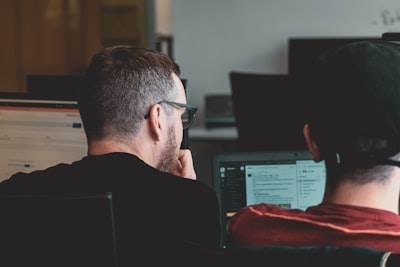 Factores a considerar al elegir un socio de software