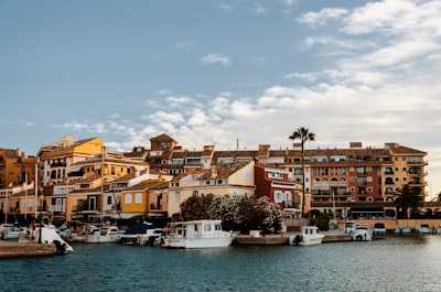 Top 5 empresas de agentes de IA para finanzas en Valencia
