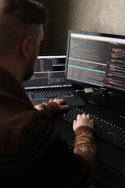 ¿Puedo personalizar los servicios DevOps según mis necesidades comerciales?