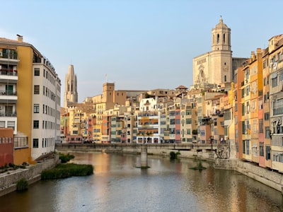 Mejores empresas de IA en Girona