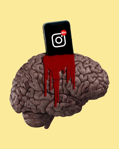Riesgos de publicar caricaturas generadas por inteligencia artificial en redes sociales