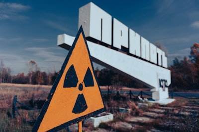 Managing and Treating Nuclear Wastes: Spanish Challenges and Opportunities