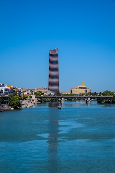 Mejores empresas para conciliar facturas en Sevilla