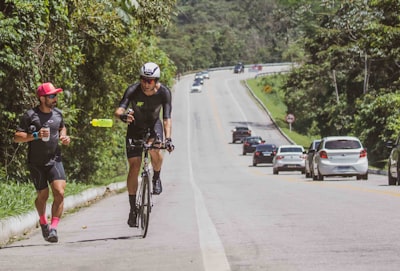 Límites de complejidad de muestra para Ruta más corta estocástica