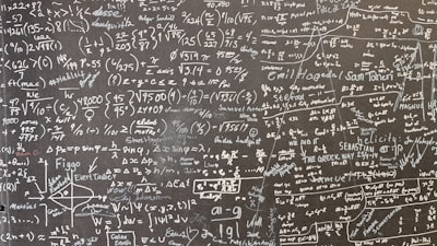 Acelerando algoritmos exactos con aprendizaje automático