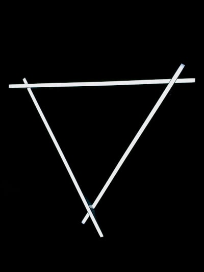 DARK: Destilación repulsiva con anclaje diagonal para modelos de visión y lenguaje en compresión extrema