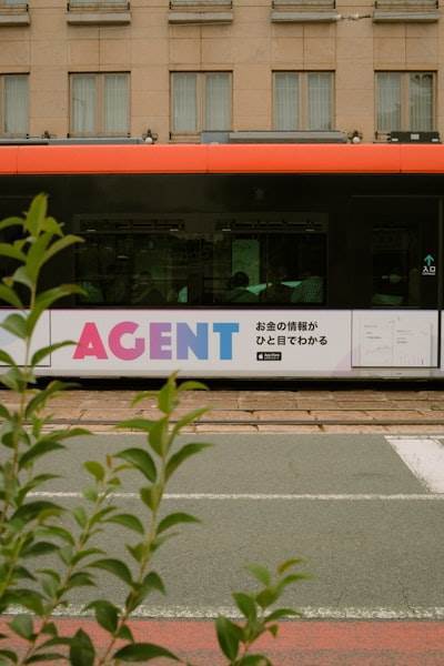 IA en el transporte público: ¿Por qué los agentes de IA serán el nuevo equipo de operaciones?