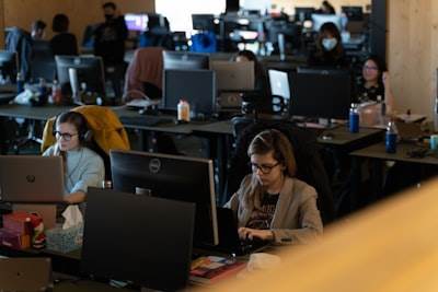 NewsUnfold: Evaluadores piden un flujo de retroalimentación más fluido.