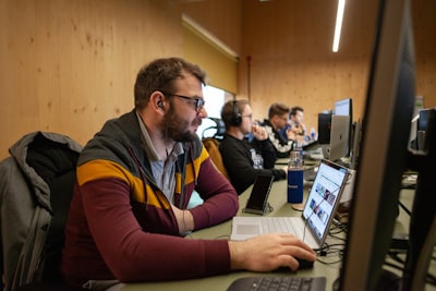Los 100 mejores expertos en aplicaciones web en Reus