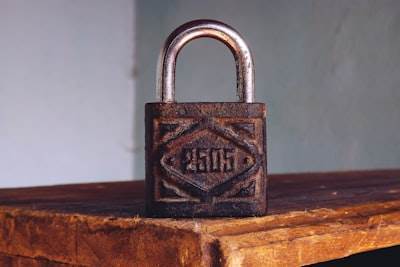 Cómo los Desarrolladores Deben Cambiar sus Prácticas de Seguridad de Software en 2025