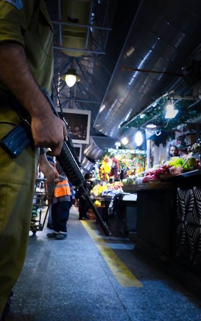 Elección entre guardias de seguridad armados y desarmados: lo que saber