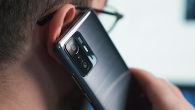 Auriculares Bluetooth pueden secuestrar teléfonos inteligentes