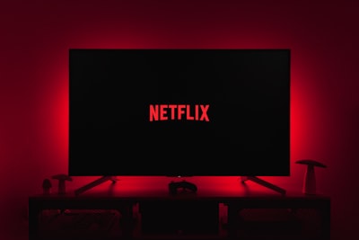 El 'Frankenstein' de Netflix gana tres Oscars, 'Cazadores de Demonios KPop' gana dos