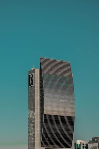 ¿Cómo se asemeja el AI en gran escala en un banco?
