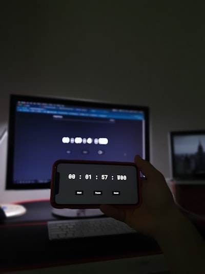 Construyendo una aplicación cinematográfica con IA usando Kiro para Kiroween