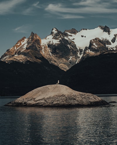 Por qué todos se equivocaron al desaconsejarme invertir en una isla quebrada