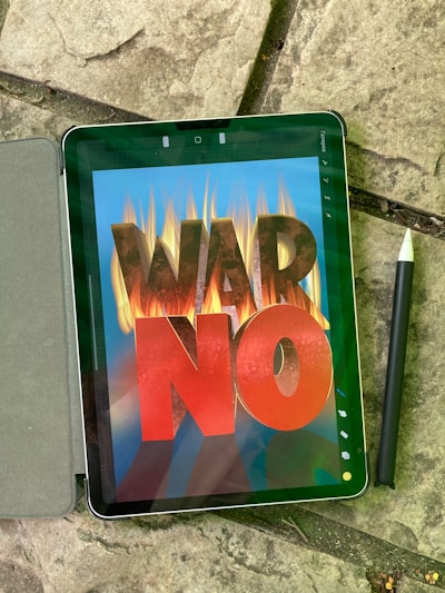 Pantalla inteligente con una tablet vieja