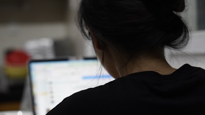 ¿Cómo garantizan los Bots SEO la precisión de los datos?