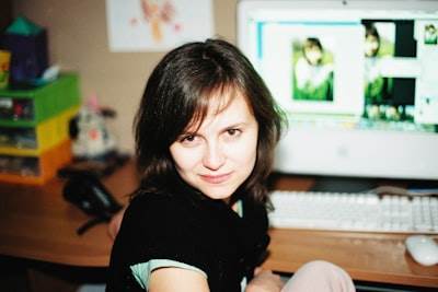 Conoce a Temmarie - Instructora del Curso de Blogging de HackerNoon