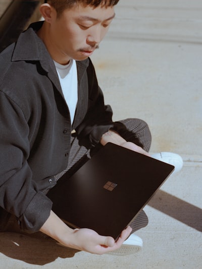 Ayuda para cambiar a tecnología: Microsoft y Generation Singapore