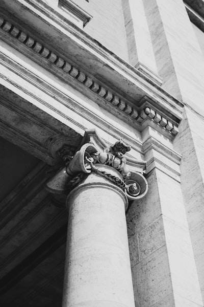 Herramientas de búsqueda de patentes gratuitas para abogados y equipos de PI