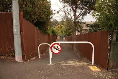 Seguridad avanzada en pasarelas de IA