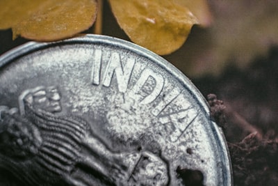 Cómo generar ingresos adicionales con IA en India 2026