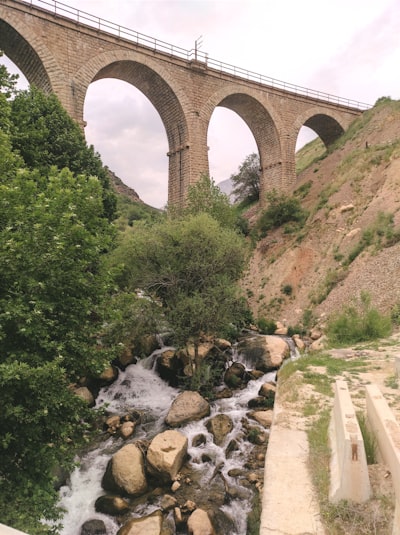 Pérdida de control en puentes de difusión