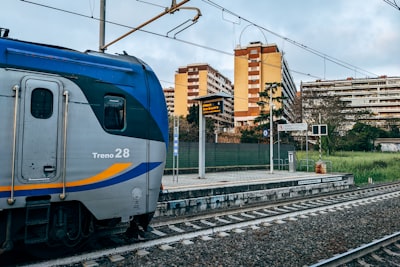 Simulación del tren de transmisión con autoencoders variacionales