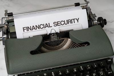Aviso para Instituciones Financieras.