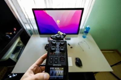Creación eficiente de videos de IA con modelos Multimodal