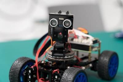 Seguimiento cooperativo de objetos por múltiples robots