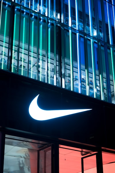 Nike investiga posible brecha de datos