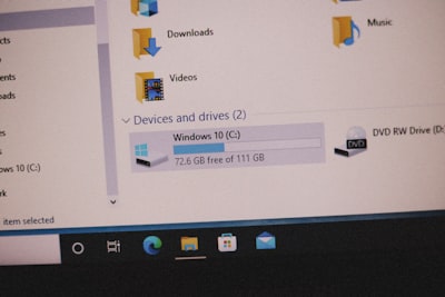 Cómo recuperar almacenamiento en Windows 11 con DISM