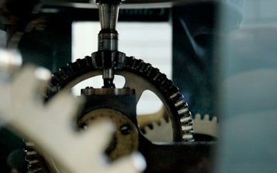 ¿Puede el seguimiento automatizado del tiempo de producción apoyar iniciativas de mejora continua?