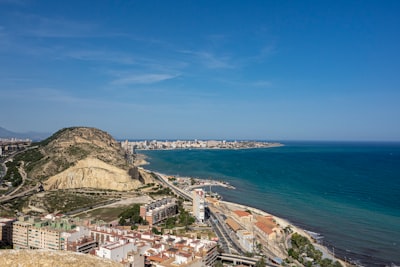 Plataforma de análisis de datos para medianas empresas en Alicante