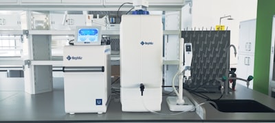 BioAgent Bench: Un benchmark para evaluar agentes de IA en bioinformática